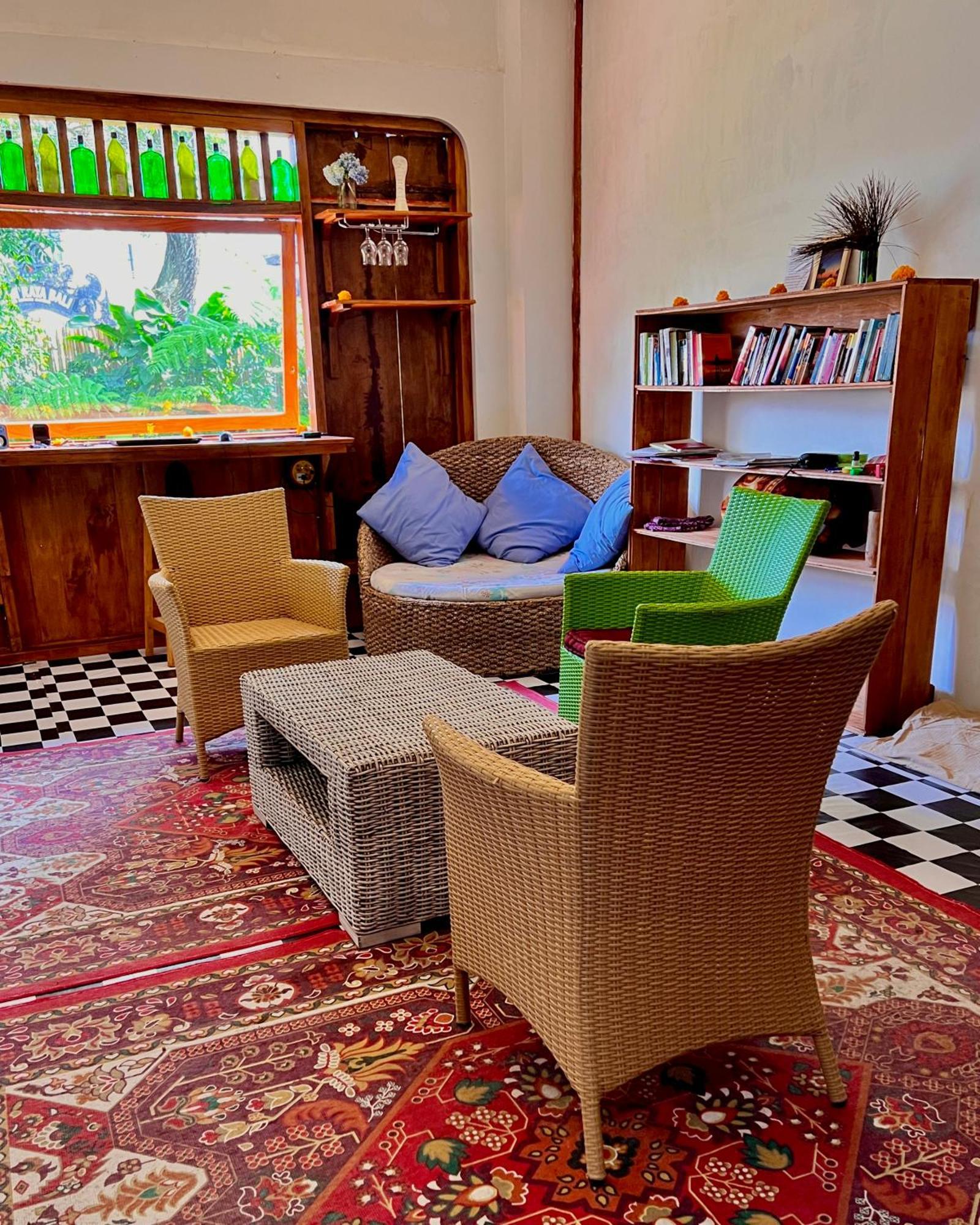 Chakra Tavern بيدوغول المظهر الخارجي الصورة
